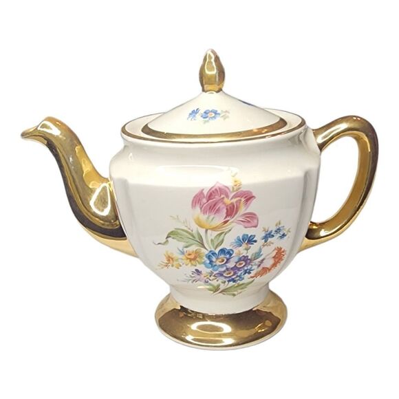 CG USA Warranted Other - Vintage CG USA Warranted 12K Gold Floral Teapot